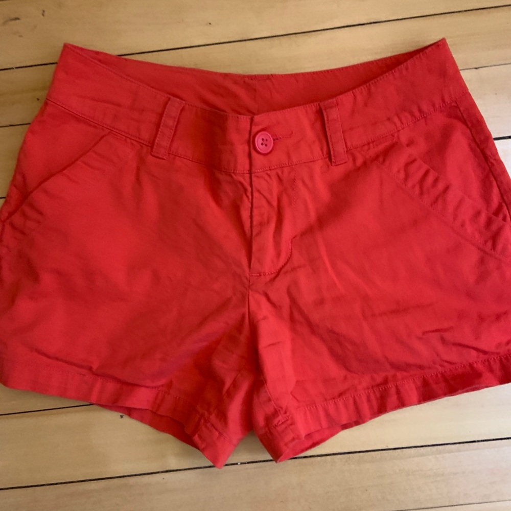 🧚columbia red shorts